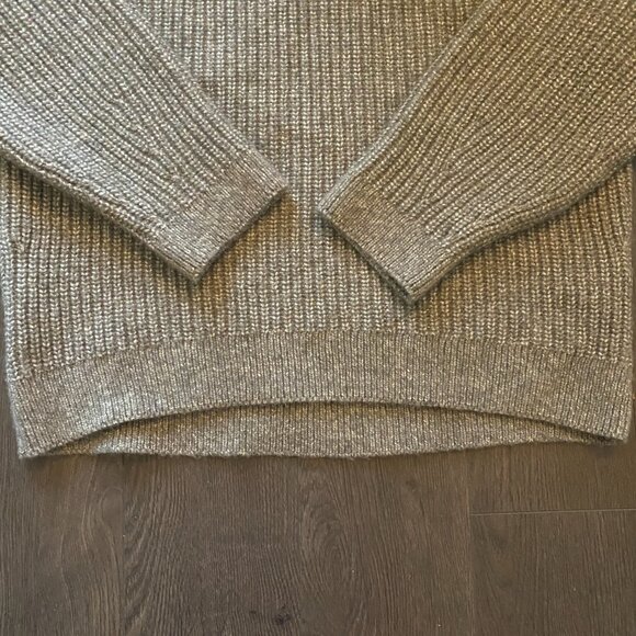 Massimo Dutti Ribbed Knit sweater thick knit turtleneck Italian yarn size small - Picture 3 of 11